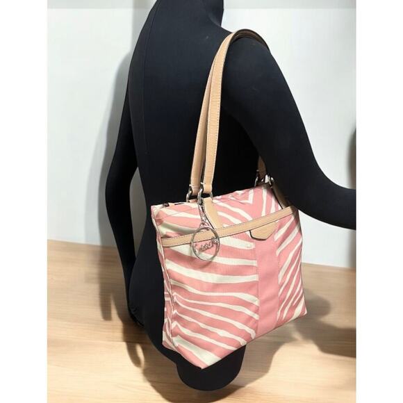 Coach F23283 Zebra Print Canvas Tote Bag & Matching Wristlet - Picture 9 of 14